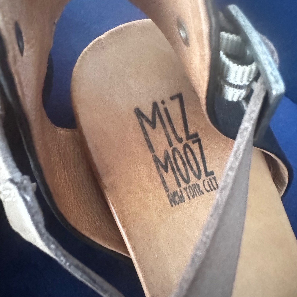 MIZ MOOZ NYC Leather Strappy Sandals Black Tan Women Size 39 8.5 Preloved - Picture 5 of 10